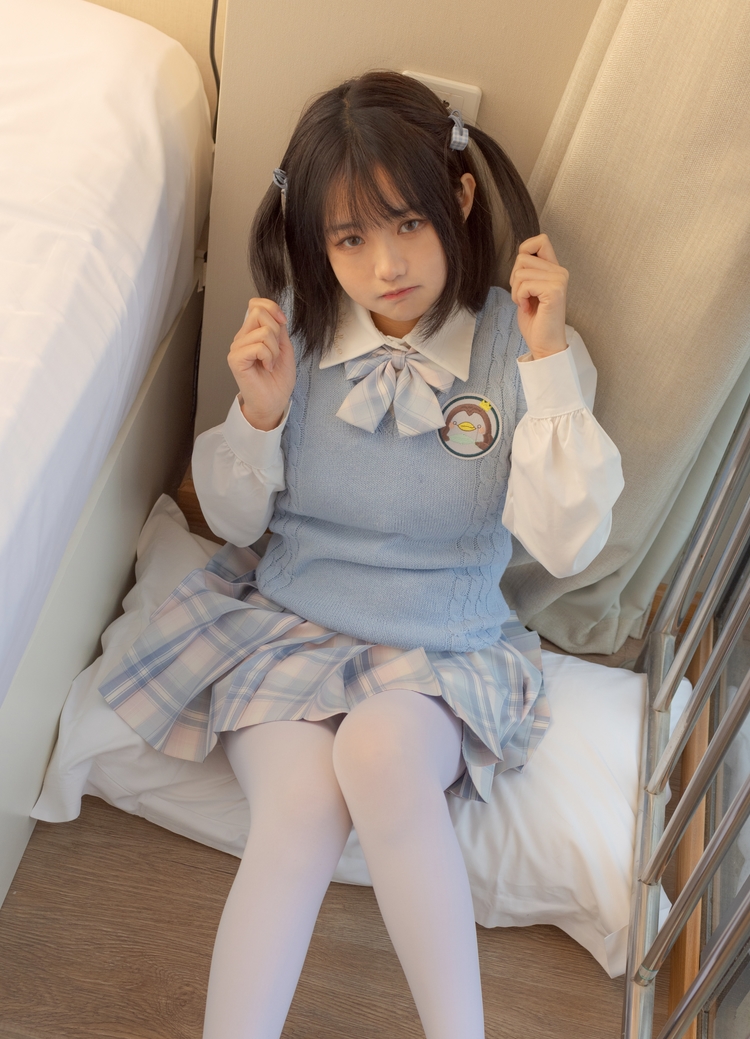 青春气息少女：秩序收藏作品，视频主角展现独特魅力