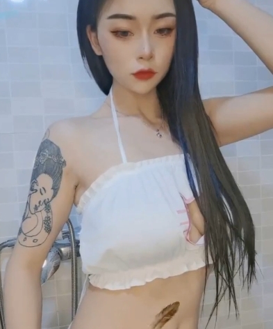 网红小姐姐周小念视频合集：63个作品总大小3.61G，颜值身材爆棚，爆走丫头魅力无限