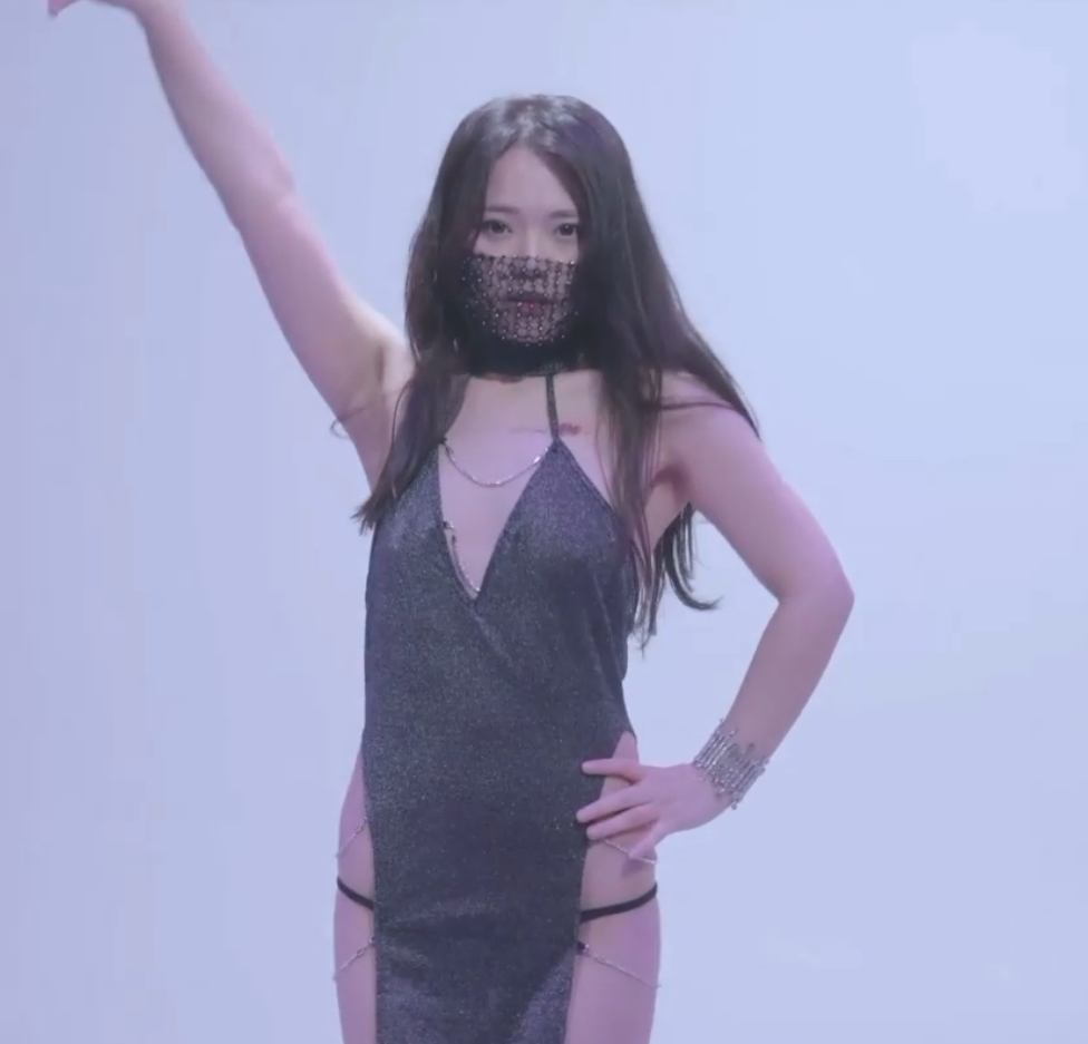 英俊阿哲舞蹈合集：105g视频尺寸吸引眼球