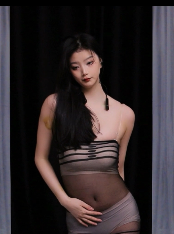 网易CC群定制福利耶耶最新合集6V2.1G，百度盘分享