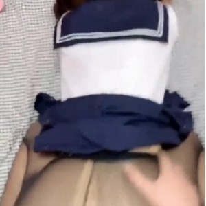 优质搬运百度盘美臀小女友各种服装互动合集1V719MB，致命诱惑