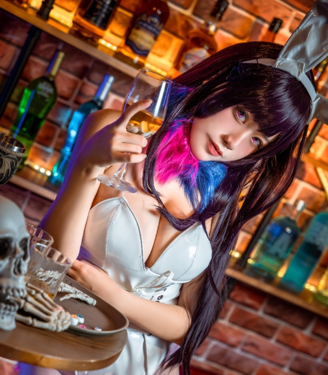 一笑芳香沁38套合集115四人游+15V7.95G百度云