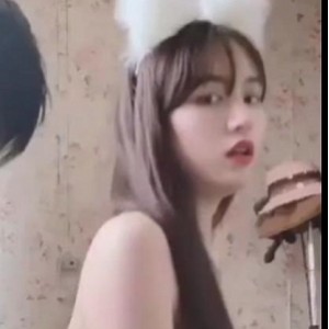 优质快手甜美小女友合集1V643M，窗台之战，自拍资源