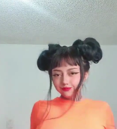 网红性感混血美女Odasuur最新合集52V45G，魅力四送