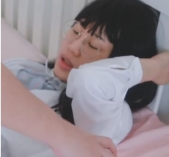 网红微博自制甜美苏苏最新合集6小时1V2G，精彩内容尽在其中