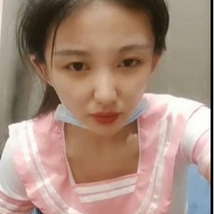 在校直播哆哆视频合集96部39.3G，收藏百度ED2K大三小依依