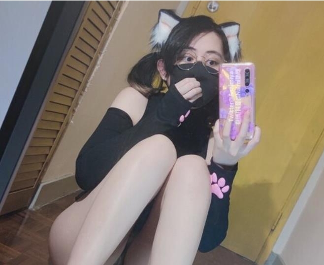 推超火奶咪naimi反差婊合集1部超劲爆