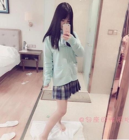 推特松果酱心浮力姬视频50部50G太丰满了