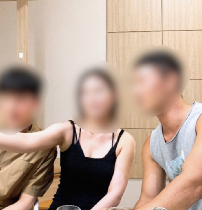 劲爆onlyfans韩妻hookup互动46部5G火辣合集