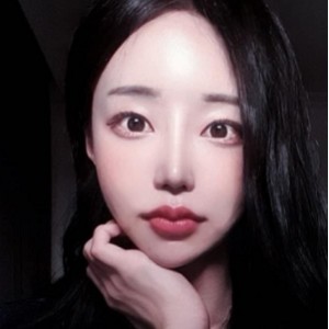 丽雅亚洲感觉变性历程180部18G在线妩媚诱人