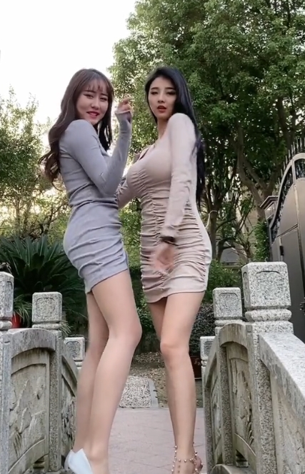 油管阿硕小丸子7G1555V作品合集太骚了