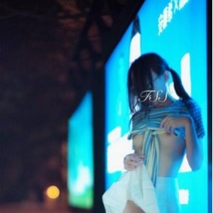 推特FSS冯珊珊互动展示173v21.5G真人实战