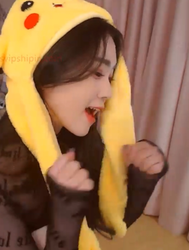 熊猫TV艾莉直播合集30部14G呐喊不断