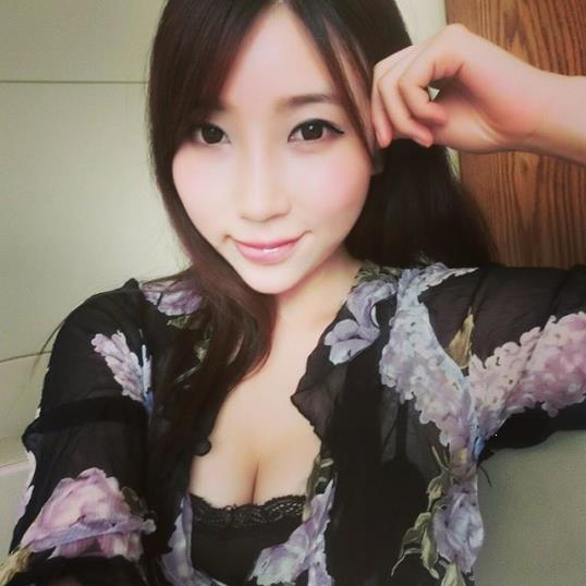 微密圈童小芯蜜桃臀直播合集22G经典珍藏