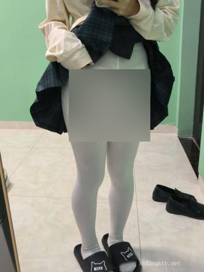 推特别册胡椒仔125V反差合集14G超顶身材