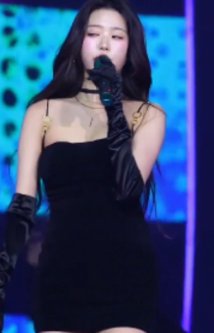 某房AI网红动态脱衣115V合集220M稀有资源