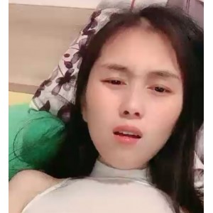推特蜜桃臀美妞私拍放飞视频1V1.5G质感真实