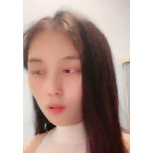 推特蜜桃臀美妞私拍放飞视频1V1.5G质感真实