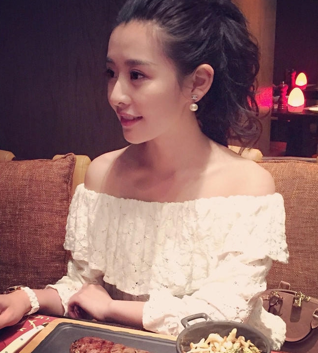 兼职模特小美醉酒实录5v35p288m优质腿精