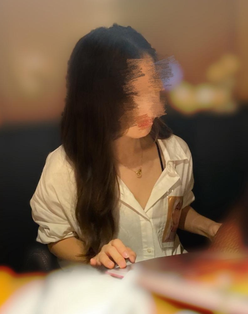 INS家有迷人小嫂5弹作品2.26G蜜桃臀珍藏