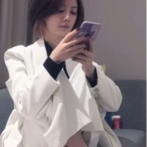 酒店门大神私房视频1部945M这身材绝了