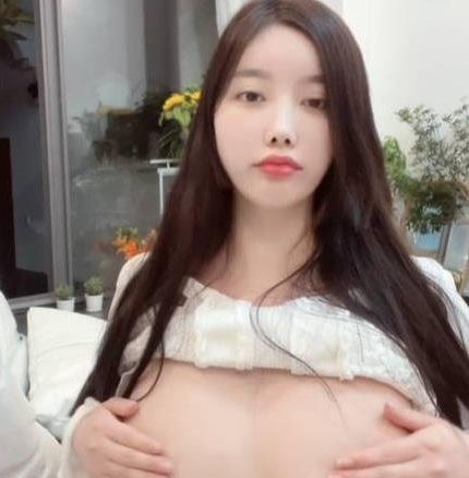 杨晨晨顶级自拍视频秀人系列128部50G