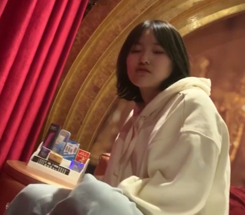 薄荷诱人视频合集91平台24部43.5G劲爆