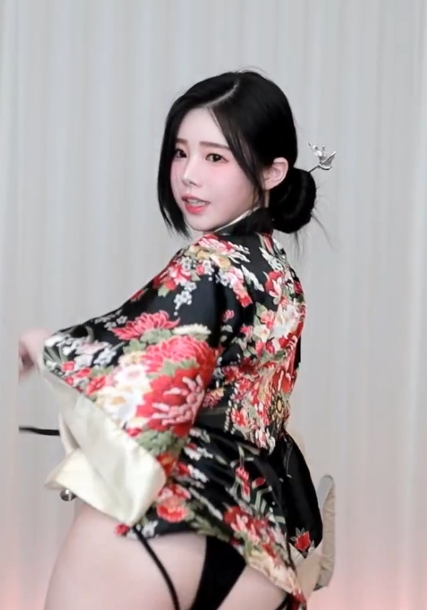 130GAfreecaTV黑珍劲爆热舞视频合集678部