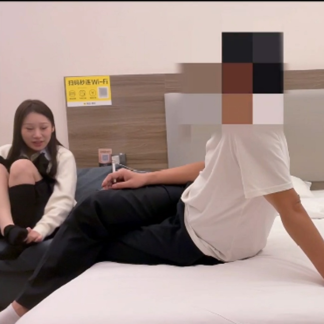 探花邓西门白富美经纪珍藏视频玛莎拉蒂豪车586MB绝密资源