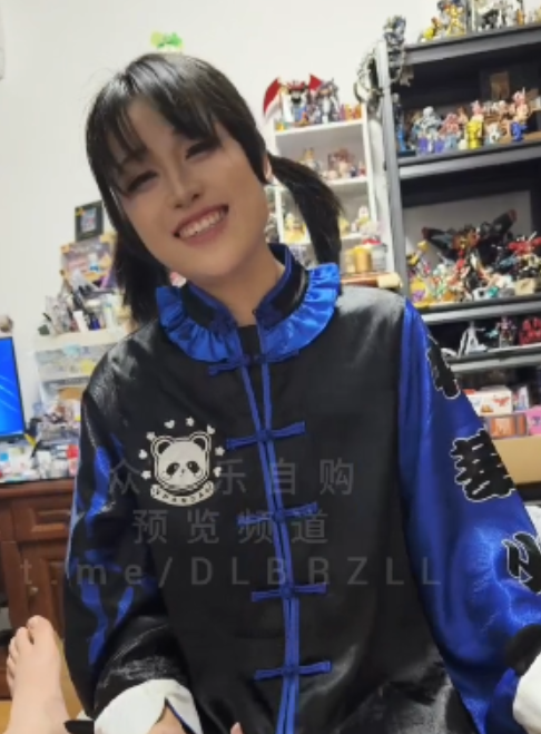 推特崔小蕾孙雨蕾3V日常635M极致体验