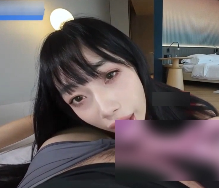 王雯新红裙TS私房1.4G合集绝美反差千金