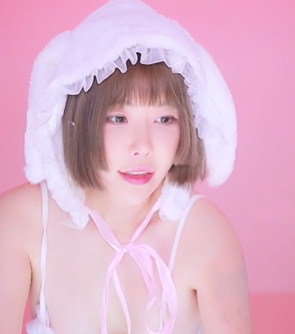 holymoly颤栗瞬间26v典藏4.4G摇摇乐福利精选