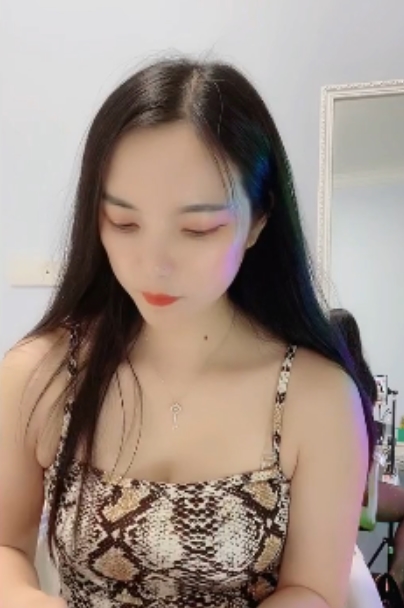 蜜桃美美椒房优质内容15段2.3G大放送
