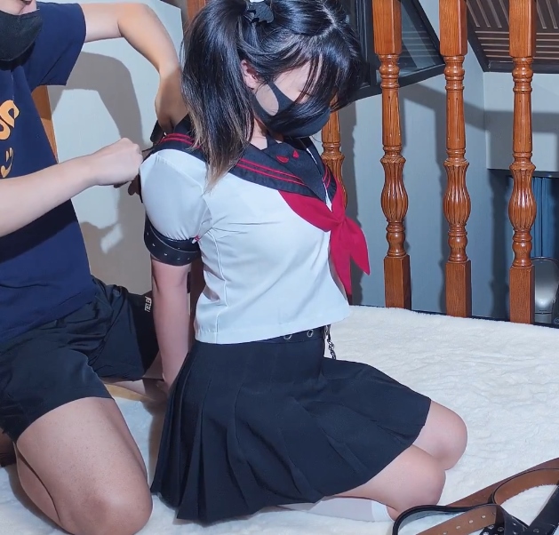 很够味BadCat双女绳艺71部85G福利基地