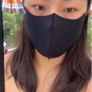 37部某盘野外展示辞书三人游7.46G超大胆