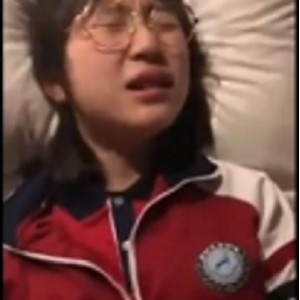 河南实验眼镜娘L莉自拍合集30V2.4G完整版劲爆记录