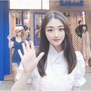 推特空乘李露私密视频5部2.3G丰腴八字奈太诱人