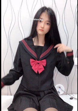 芋喵喵高颜值JK毛衣网红两部2G清纯可人