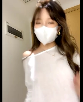 直播平台一只奶包反差女主播福利视频2部身材太顶了