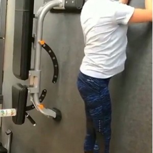 广州莉莉健身自拍16部400MB合集风韵迷人