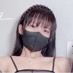 糖心米娜学姐绝美连身丝袜1v200m魅惑至极