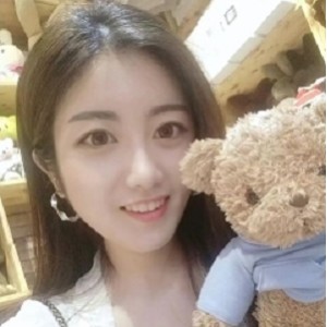 优质校花林雪儿丝袜诱惑互动视频合集11部1.04G太勾人了