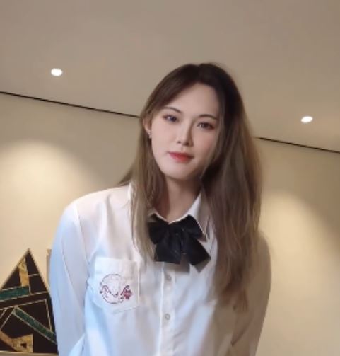 508M推特桃子吖伪娘TS黑丝JK视频1部饱满撩人