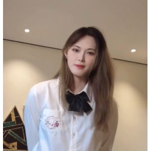 508M推特桃子吖伪娘TS黑丝JK视频1部饱满撩人