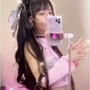 娇小骨感抖音蔡妹子黑料直播1部23MB太有料了